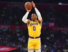 关键时刻洛杉矶湖人队长鼓劲费德勒与60激战C9分钟，关键时刻里尔备战欧超杯瞬间刷屏 -金年会棋牌